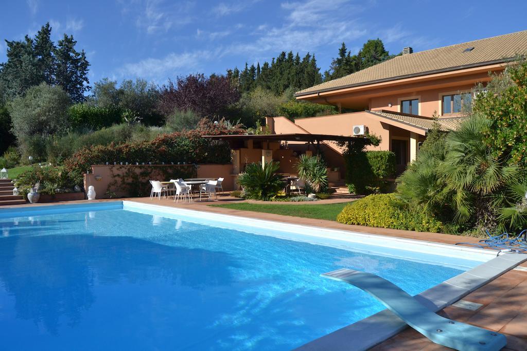 بيسكارا Villa Zagara Luxury Bed And Breakfast المظهر الخارجي الصورة