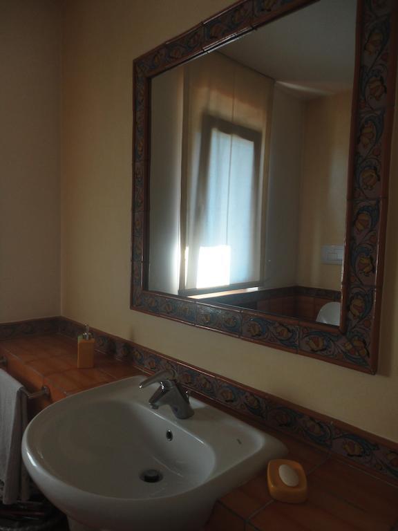 بيسكارا Villa Zagara Luxury Bed And Breakfast الغرفة الصورة