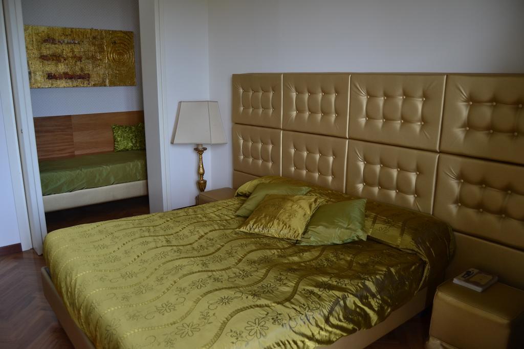 بيسكارا Villa Zagara Luxury Bed And Breakfast الغرفة الصورة