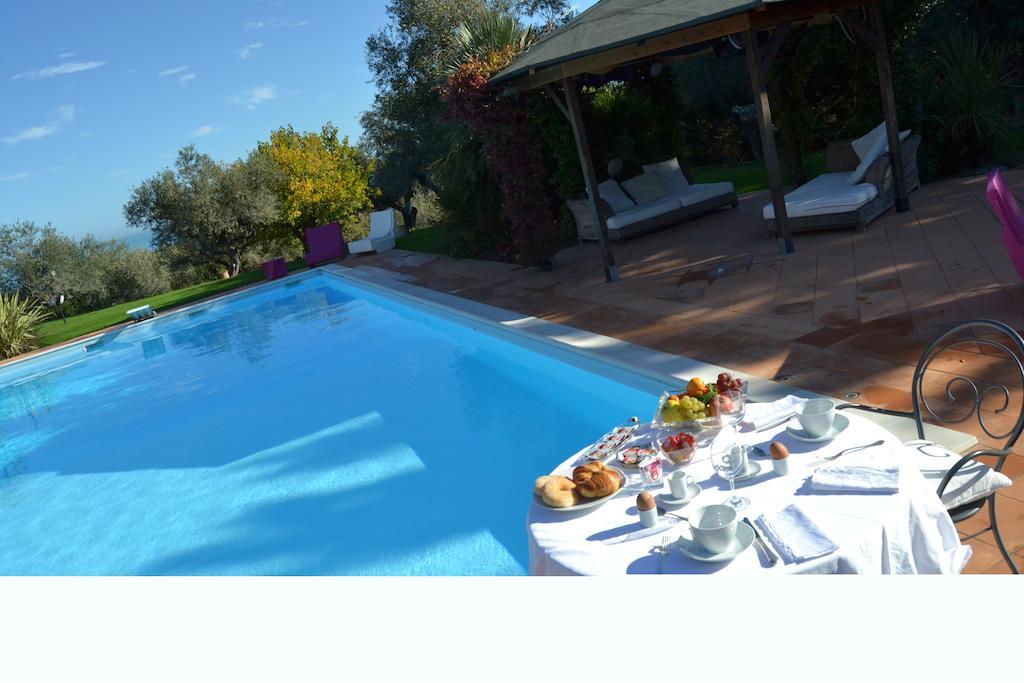 بيسكارا Villa Zagara Luxury Bed And Breakfast المظهر الخارجي الصورة